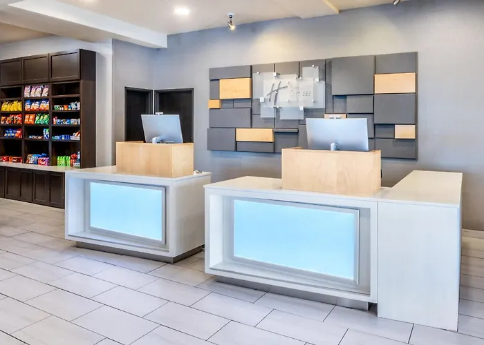 Holiday Inn Express & Suites - Colorado Springs Afa Northgate By Ihg